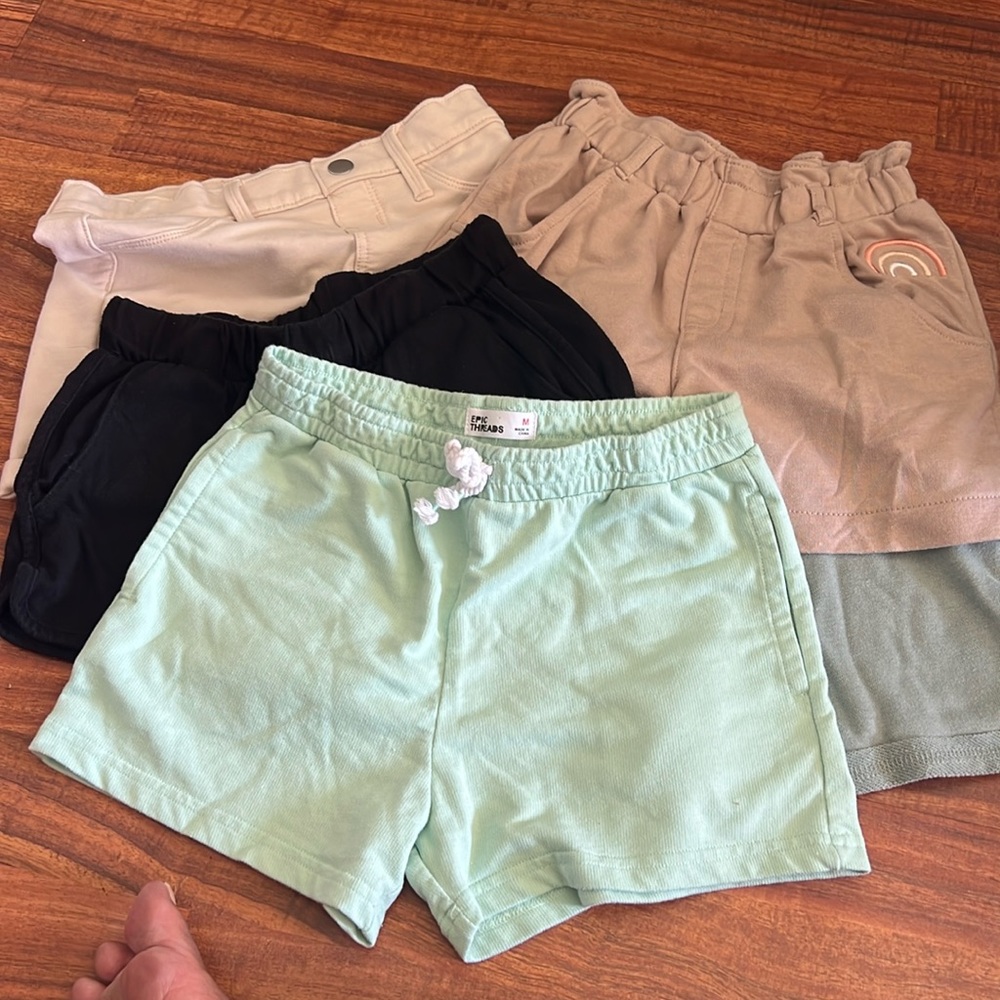 Cotton Medium shorts with elastic